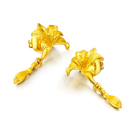 周大福花月佳期系列百合足金黄金耳钉