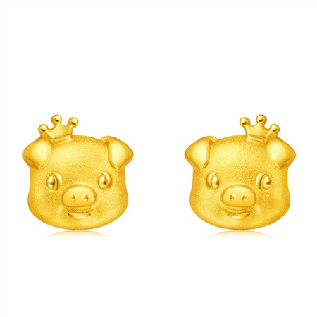 周大福 十二生肖 可爱皇冠猪耳饰